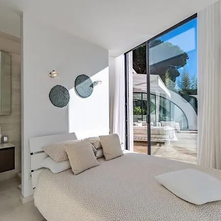 Villa Iris